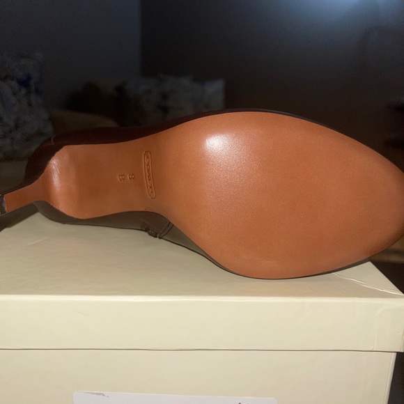 Brand new Coach Sondra soft leather boot - Picture 5 of 6